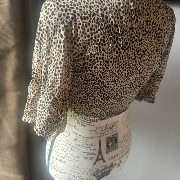 American Eagle Outfitters Cream Wrap Blouse with 3/4 Sleeves - Picture 6 of 8